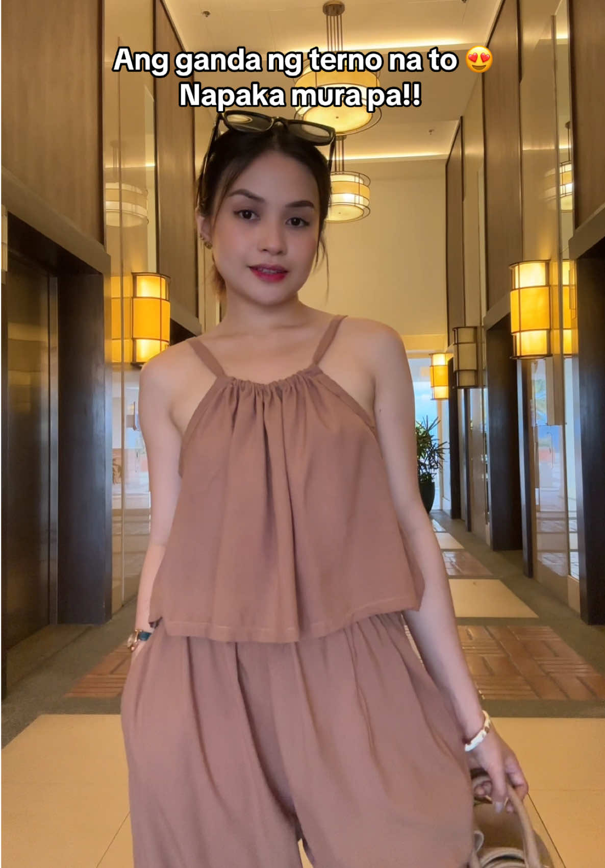 Feeling ko ang ganda ganda ko sa damit na to. Nakaka fresh and dalaga talaga 🥰❤️ #fyp #terno #ternooutfit #ternooutfitideas #ternocoordinates #coords #ternocoords #foryou #chalisterno #merryhil #merryhilrecos 