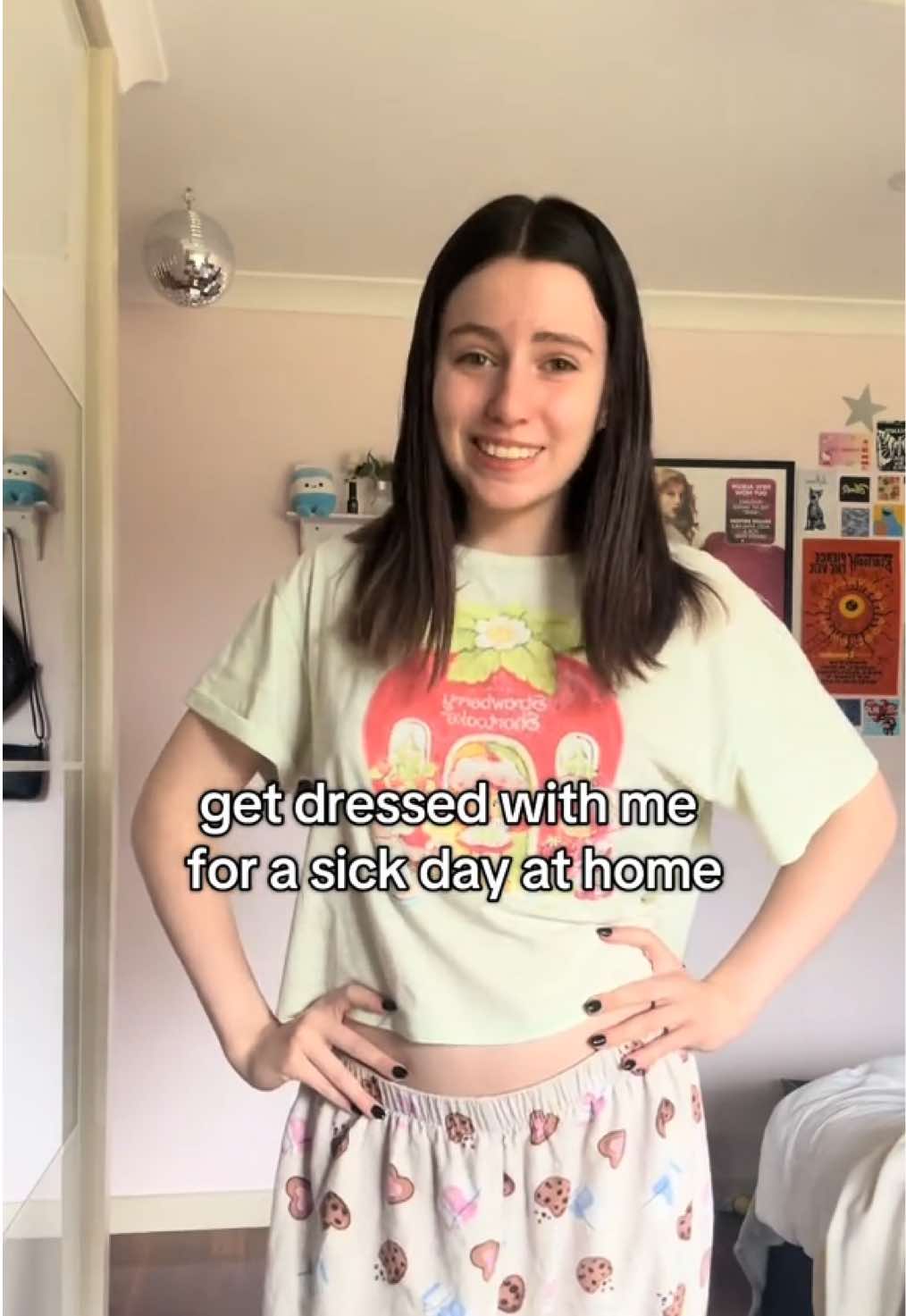 get dressed with me to do nothing because I’m sick 🔥🔥 #getdressedwithme #gdwm #getreadywithme #grwm #outfit 