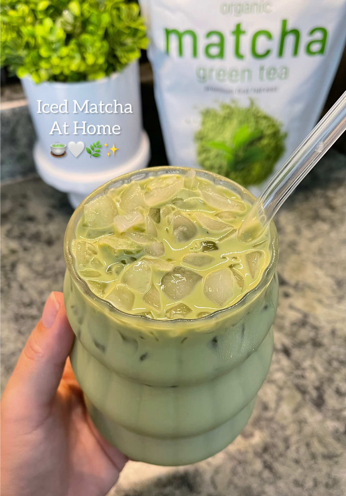 Iced matcha latte at home 🍵🌿🤍✨ @Micro Ingredients  #matcha#icedmatcha#matchalover#matcharecipe#matchatok#matchalatte#matchatea#matchaathome#viralrecipe#matchatips#microingredients#creatorsearchinsights 