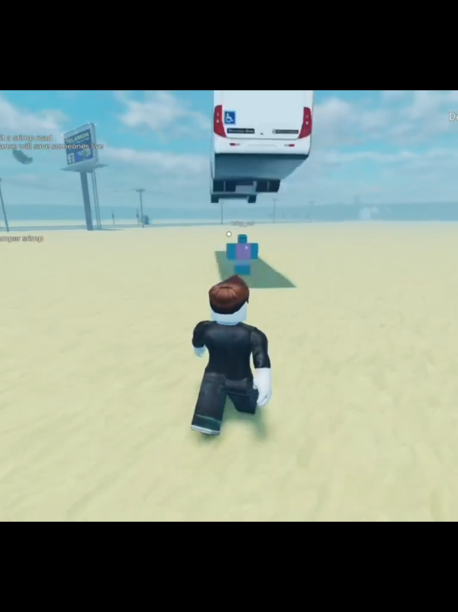 Bus hit was crazy 😭 #roblox #crossthestreet #memes 