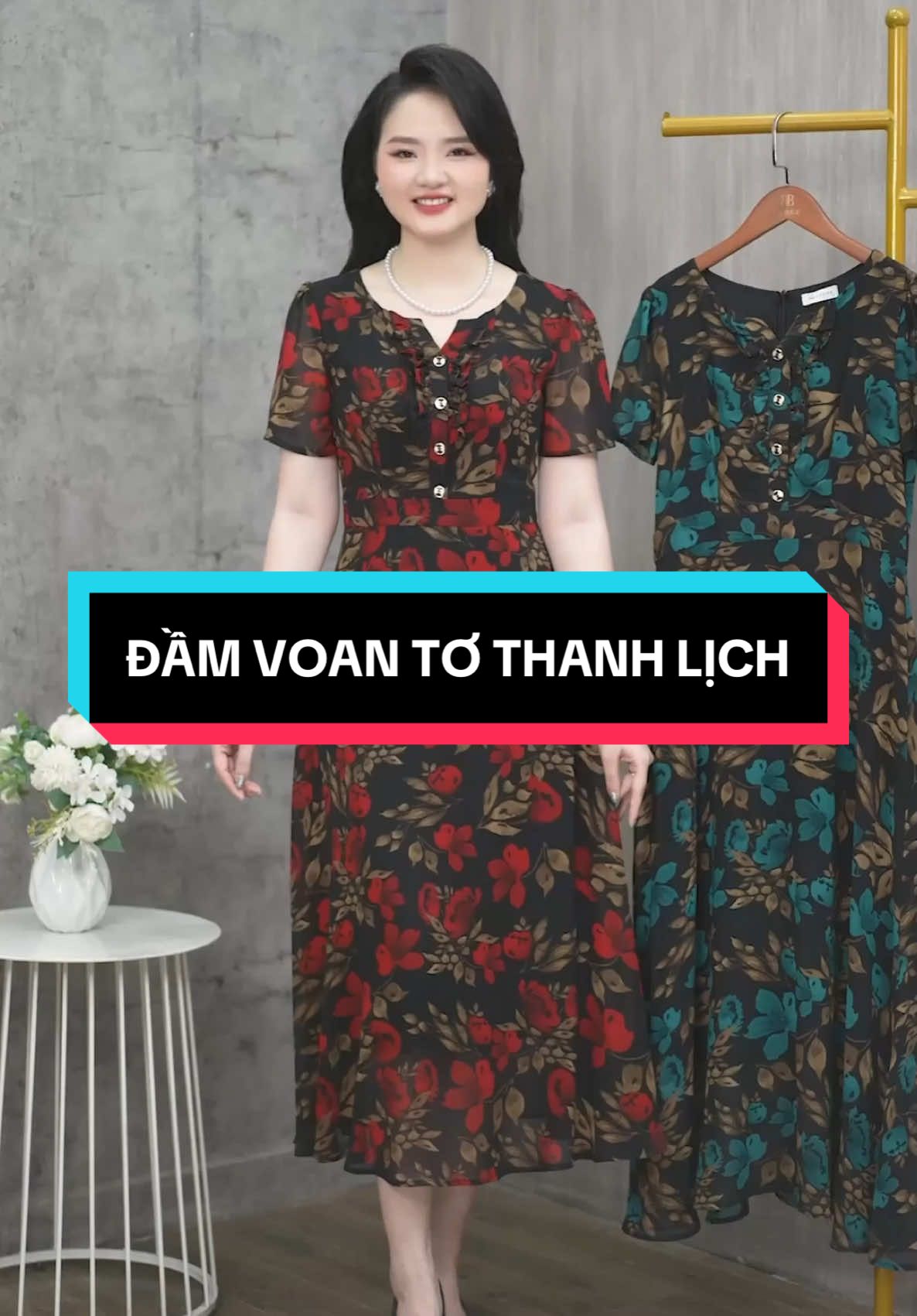 Đầm voan tơ thanh lịch#thoitrangtrungnien #quatangme #lybee #lybeeshop #viraltiktok #thoitrangnu #dobotrungnien #vaytangme #vayditiec #donutrungnienchome #quanaotrungnienchome 