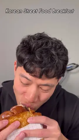 Eating Korean Street Food for Breakfast #hungryfam #SnackTime #mukbangvideo #foodlovers #foodasmr #tastetest #foodreview #eatwithme #koreanfood