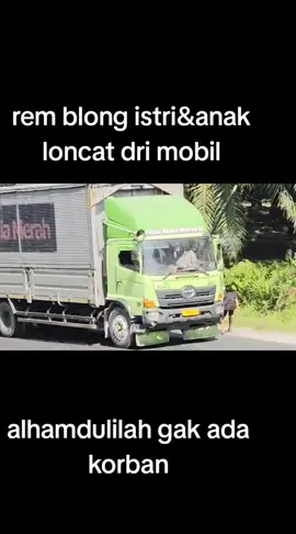 detik2 mobil mundur 