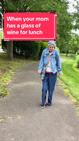 #momswholovetodance #dance #momsontiktok #dancingmomsoftiktok 