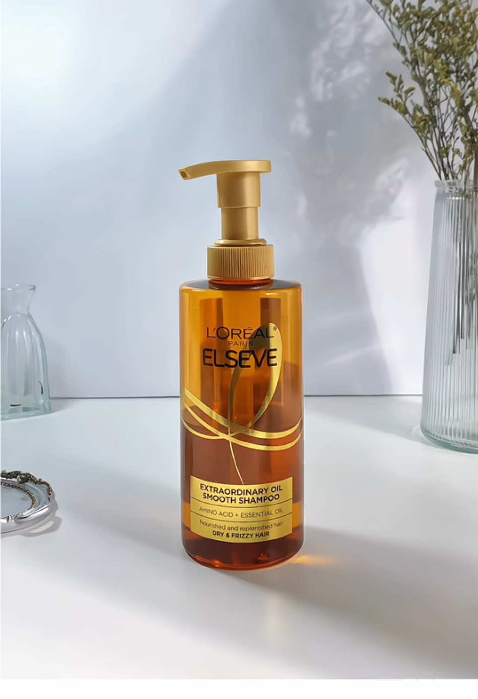 [ Dầu gội L'Oreal Paris] Bí quyết cho tóc mềm mại, óng ả hơn cho mấy mom nè #làmđẹp #chamsoctoc #daugoilorealvang #loreal #daugoiloreal #fonugc 