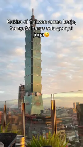 Hehe #tkwtaiwan #taiwanlife🇹🇼 #xyzbca #fypシ゚ #hooterstiktok #taipei #foryou #fyppppppppppppppppppppppp #abcxyz 