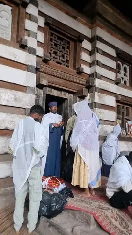 ሼርሼርሼር አርጉት ምእመናን ቀጣይ ከዚህ በተሻለ መልኩ አቀረብላችኋለሁ ላላያችሁት ቅዲስ ይምረሀነክርስቶስ ለደጁ ያብቃችሁ