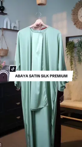 Abaya satin silk premium freesize dada52inci boleh pakai😘 #abaya#abayamuslimah#abayafreesshawl#tiktokshop 