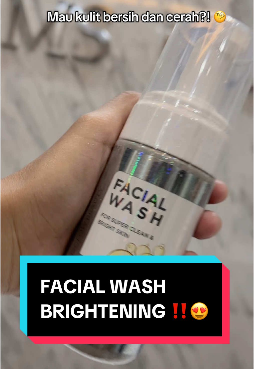 Haii beuties nihh ada facial wash brightening cocok untuk semua jenis kulit lhoo 😍 Jadi yuu tunggu apalagi buruan di cekout sekarang dan join live yaa mumpung banyak diskon promo 🤩🫶🏻🔥 #msglow #msglowskincare #msglowbeauty #msglowsidoarjo #msgloworiginal #facialwash 