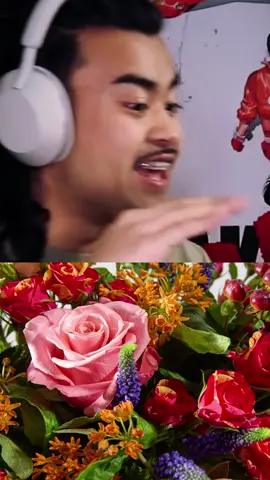 If you suddenly smell the fragrance flowers 😳😳#foryoupage #podcast #tiktok 