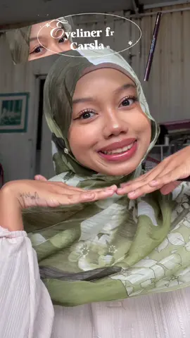 Highly recommend for those yang nk belajar lukis eyeliner. #CARSLAN #carslanmy #carslaneyeliner #Eyeliner #waterproof #transferproof #makeup #makeuphacks #eyemakeup   