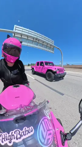 Was fun having my bike and Jeep out at the same time 🩷 Heading to a pink car meet! #pinkcar #pinkjeep #pinkbike #pinklife #pink #pinkaesthetic #pinktok 