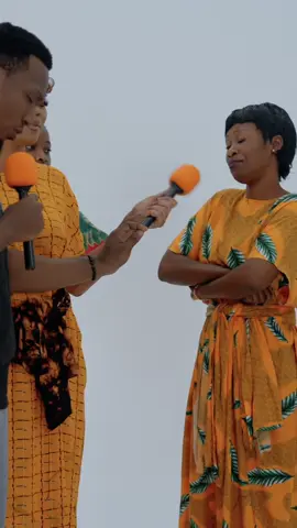 Roberyyy Ya Kiswahili 😂 FULL show on YOUTUBE  🎤: @gladness_kifaluka  #LoveOrPop #NewShow #Episodes #tanzaniaversion