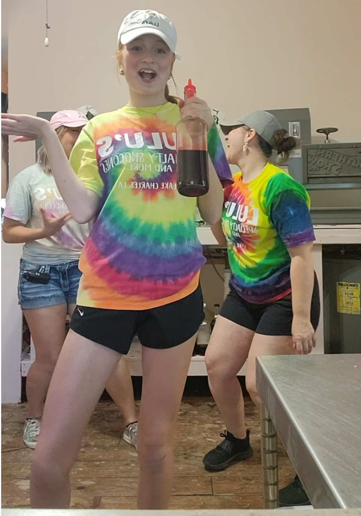 Oh this why it takes so long to close…. #employee #closingtime #lulusoflc #lakecharles #louisiana 