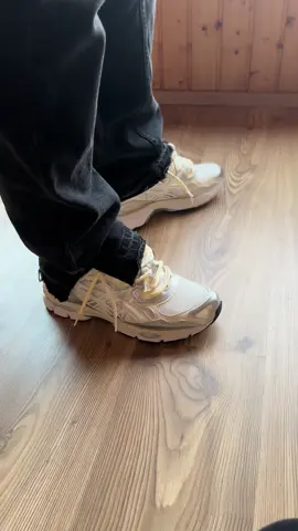 ASICS GEL NYC PURE SILVER #fy #fyp #viral #asics #doublelaces #asicscustoms 