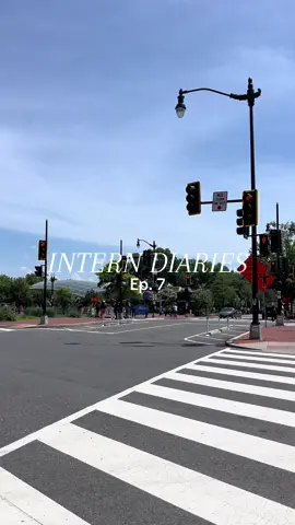 huge proponent of happy hour 🤭 #washingtondc #dclife #dctiktok #summerintern #summerinternship #diml #ditl #hilltern #dayinmylife #capitolhill #internlife 