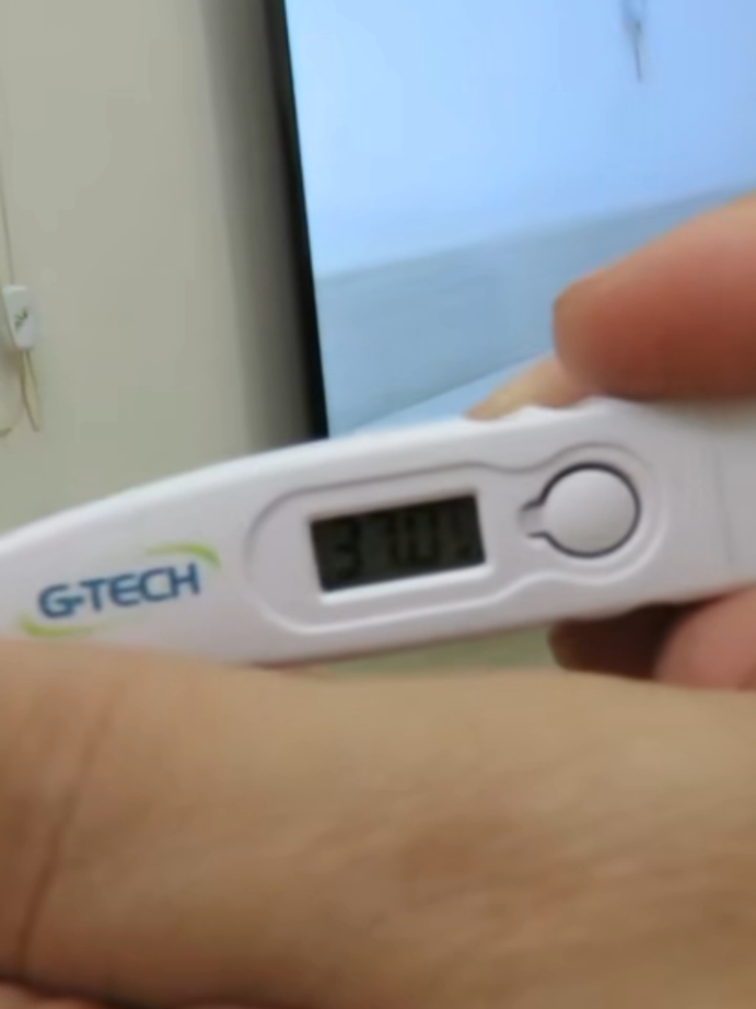 Termômetro digital com resultado rápido Perfeito para toda a família! 👨‍👩‍👧‍👦🔥 #TermômetroDigital#achadinhostiktok#CuidadosComASaúde#gtech 