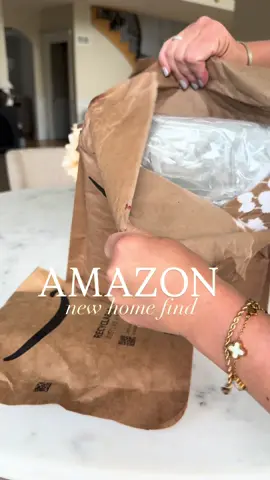 New Amazon home find! It’s perfect to protect my table especially when kids are painting/coloring. Link in my storefront to shop. #amazonfinds #amazonhome #amazonmusthaves 