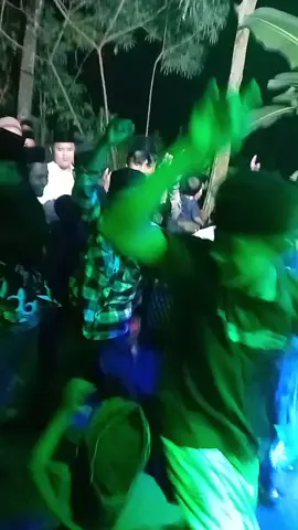 fokus bocil njungkel 🤣🤣🤣 #hiburan #hiburantiktok #vidioviral #vidiolucu #tiktokviral #tiktoknews #tiktok2025 #fypシ #fypシ゚viral #fyppppppppppppppppppppppp #xxx 