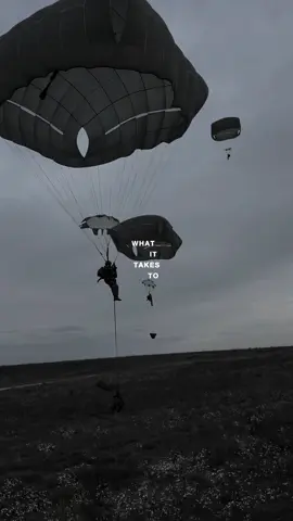 AIRBORNE🪂 #army #82nd #paratroopers #war #iran #Love #ww3 #airborne 