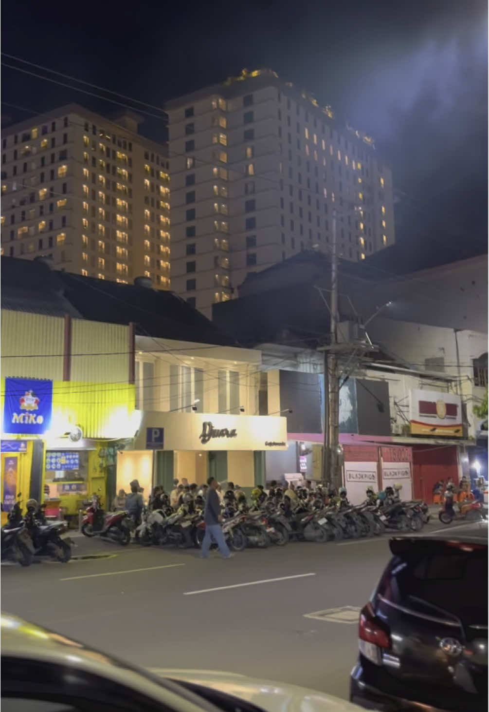 Blok GM Night Vibes💫 #semarang #semarangstory #semarang24jam #semarangpride #semarangpride #semaranghits #storytime #fyp 