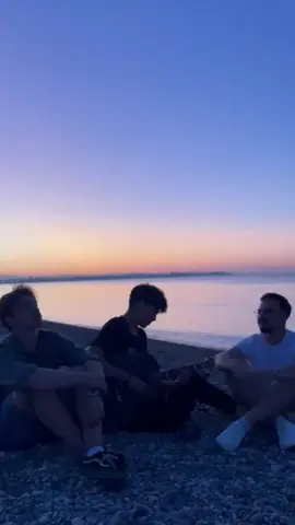 🌅