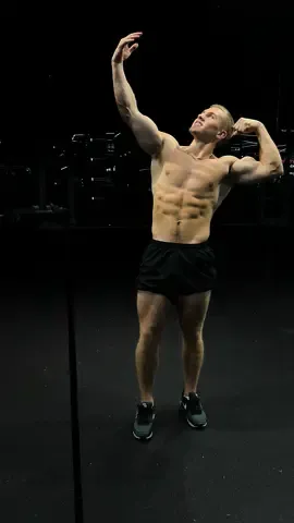 My summer cut is wrapped up after 3.5 months 🔪😎 A lot of saying no to things I wanted to say yes to And a lot of saying yes to the things I wanted to say no to. But ultimately I upheld a promise I made to myself back in March that I would lose this weight. I’m always working on myself and what I can do to become a better man. I’ve failed a lot recently but I know these are all opportunities to grow and become who I know I can be. Now time to enjoy some good food, family and friends over the 4th of July break! 🇺🇸🎆🚤☀️ #howdoesanathlete #weightloss #cut #summercut #fattofit #weightlifting #formerathlete #diet #weightlosstips #discipline #shred #strength #Fitness