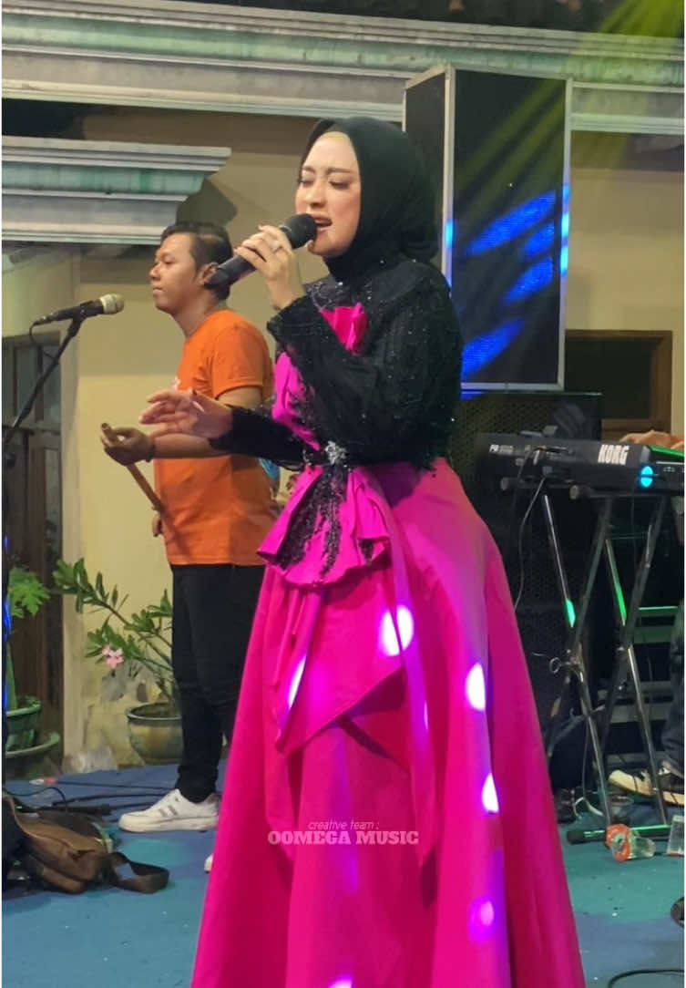 Kuminta putus darimu☺️☺️@Anisa rahma #fypシ゚ #omegamusic #bawangmerah #anisarahma #cakkrewol #ronimelody @erwindoank919 @Heri Awuran @Dimas Prayogi @roni melody @Mas Widi 