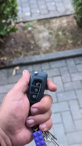 endlich das Selbstfahrende Auto! #invention #funny #droid #selfdrivingcar #self #driving #car #ford #starwars #b1 #roger #rogerroger #battle #tuning #foryoupage❤️❤️ #fyp #3dprint #DIY #prop #lifesize 