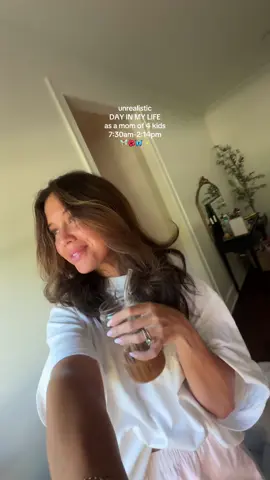 It was a girlie pop fun day💕🧚🏼‍♀️🌺my 7-2 doesn’t typically look like this but it was so fun!!! #momoffour #motherhood #girl #dayinmylife #ditl 