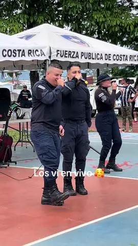 Policía policía 🗣️🗣️🗣️ #costarica #puravida #policia 