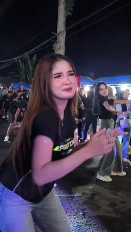 Chica loca💃 @Mutiaraaa💕 #karnavalkasin #gondanglegimalang #malang24jam #viralfyp #fyp 