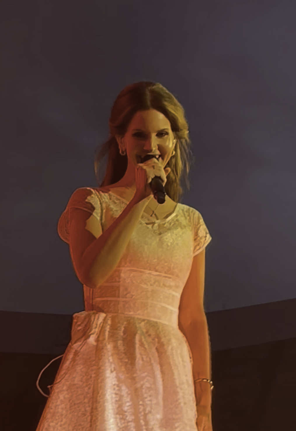 Yeah no I’m not well #lanadelrey #lanadelreyglasgow #ldr #ldr2025 #lanaconcert #concert 