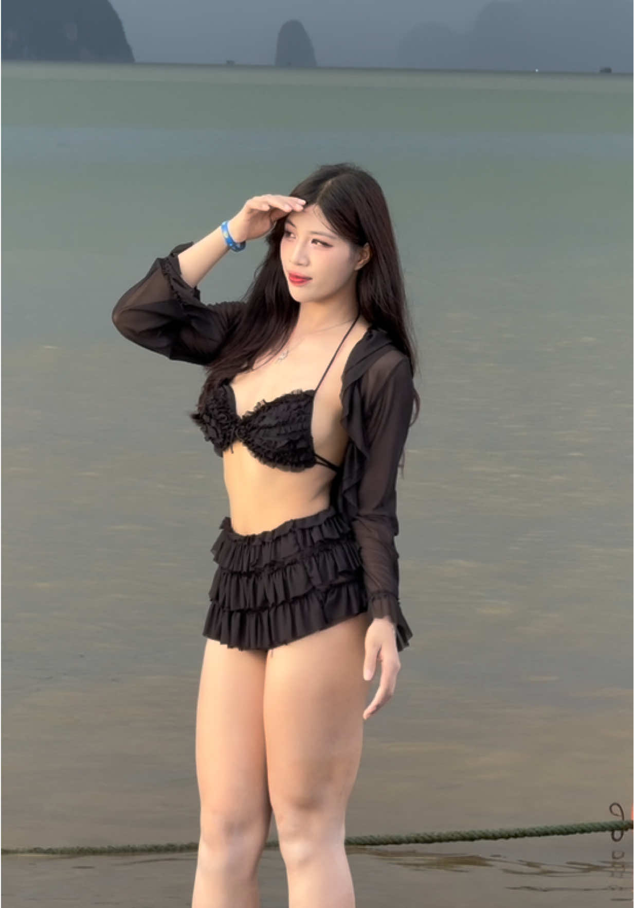 Ai gặp Thơ ở Bãi Cháy Quảng Ninh khôngg 🥹 #chubby #anhtho #bongchuyen #xuhuong 