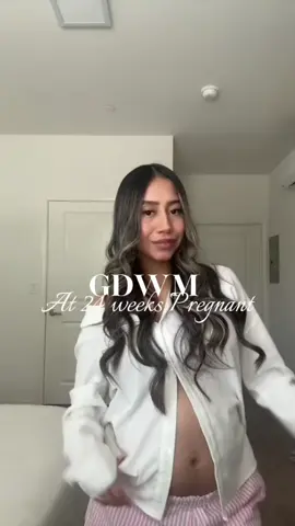 🖤🖤 #outfitideas #OOTD #pregnant #pregnantootd #inspo #pregnantoutfits #fypシ #goingoutoutfit #fashion #parati #gdwm #CapCut #allblackoutfit 