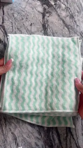 #10 count microfiber cleaning cloths #kitchenessentialsproducts #foryourpage 