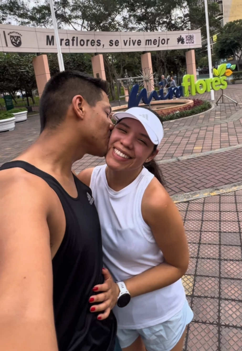 Una cita diferente 🏃🏾‍♂️🥇 #Running #runningtok #runningdate #runtok #atrapadospe #runnerslife #limaperu 