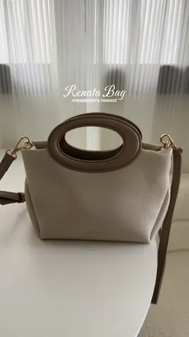 meet Renata — newest collection from @MOSSDOOM.PH 😍🤎 #mossdoom #mossdoomrenatabag #mossdoombag #bagforwomen #bag #bagsoftiktok 