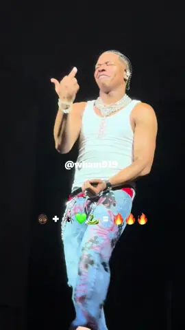 Young Thug 🔥🔥🔥 #lilbaby #youngthug #lilbaby #wham #4pf #lilbaby4pf #whamworldtour #foryoupage #raplyrics #chicago #unitedcenter #lilbabyedit #fyp #fyppppppppppppppppppppppp 