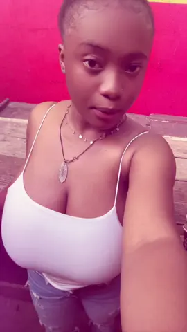 Ma maman derrière 🥲❤️