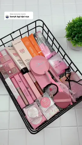 Membalas @mamils padahal harganya murah😍 #setmakeup #setmakeupmurah💄🥰 #makeupmurah #paketsetmakeup #makeuplengkap #makeuppemula #fyp #fypviral #fypviralシ #makeupviraltiktok 