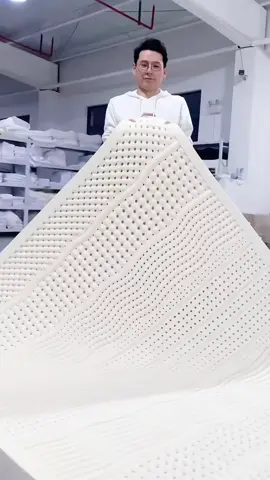 Nệm êm ái, có lỗ thoáng khí #nem #dem #nemcaosunon #nemgiare #nemcaosuthiennhien 