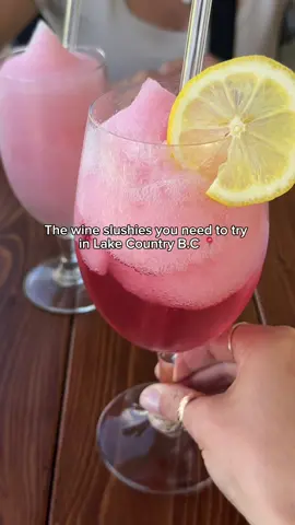 Your sign to get a Sun Kissed Slush 🎀 #kelowna #lakecountryfood #lakecountrybc #lakecountryfoodie #travelbc #kelownafoodie #kelownafood #lakecountrywineries 