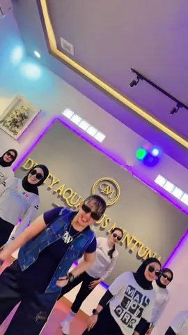 FULL VIDEO DI yOUTUBE YAH .. NAMA YOUTUBE : ZIN DETTY ( D.A.M FIT CLUB ) #zindetty  #damfitclub  #zumbrewlitansquad  #fyp  @dwiprasetyani90 @dinnadinux's @MamaLioNdis @hayatinulvi @bunda kekey❤️ @carlyolif shop @Rafasyafirda 