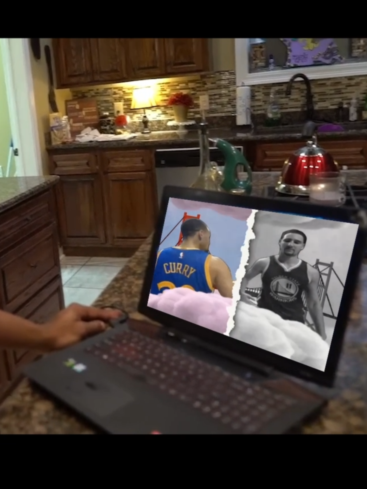 splash brothers x rather lie edit. trying out a new intro. shoutout cashnasty, bro finally met bron after like 15 years. cash punching his computer over not meeting lebron is still a hall of fame clip. #stephcurry #klaythompson #splashbrothers #cashnasty #stephcurryedit