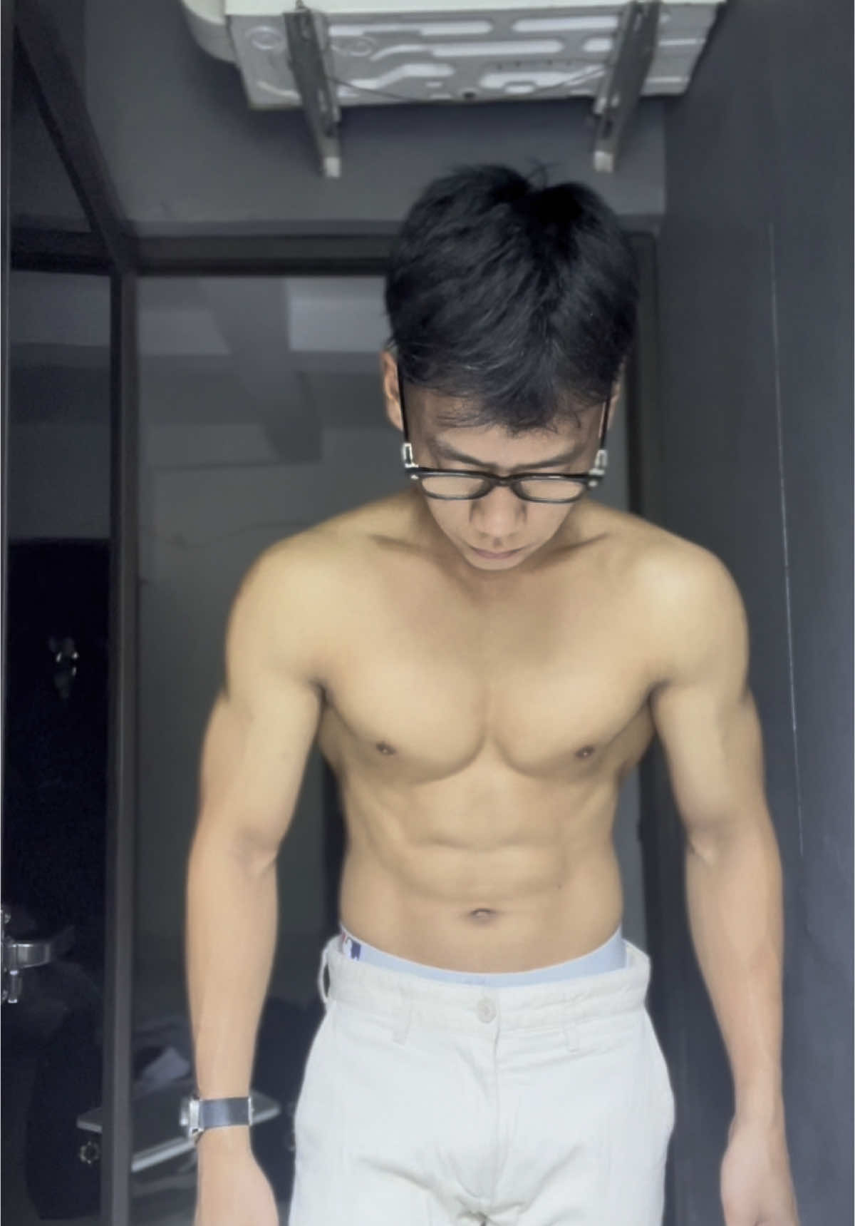 Thể dục thể thao thôi nào…#xh #fyp #xuhuong #vairal #donglucmoingay✨ #dongluctapluyen #gym #nhanvatchinh 