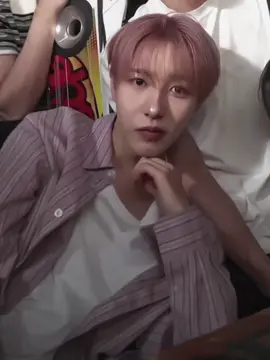 #renjun live today🫠