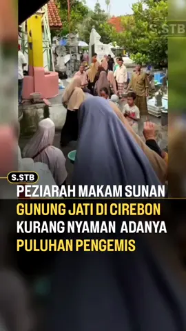 Beberapa waktu yg lalu, pengemis di Makam Sunan Gunung Jati, Cirebon, sudah Ditertibkan, namun sekarang muncul lagi bshkan lebih banyak dari yang sebelumnya. . . Sc: nazz2.3 #peziarah #sunan #gunung_jati #cirebon