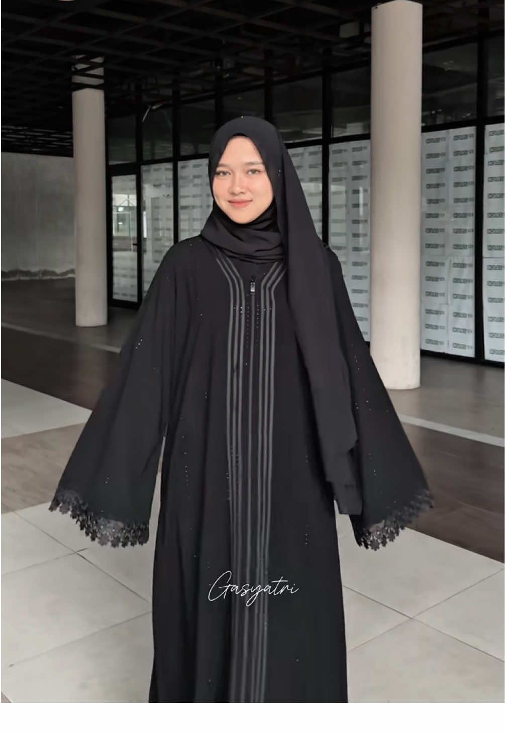 Racun terus ya😙 #abayastyle #abayahitam #fyp #foryoupage #hangout #rekomendasi 