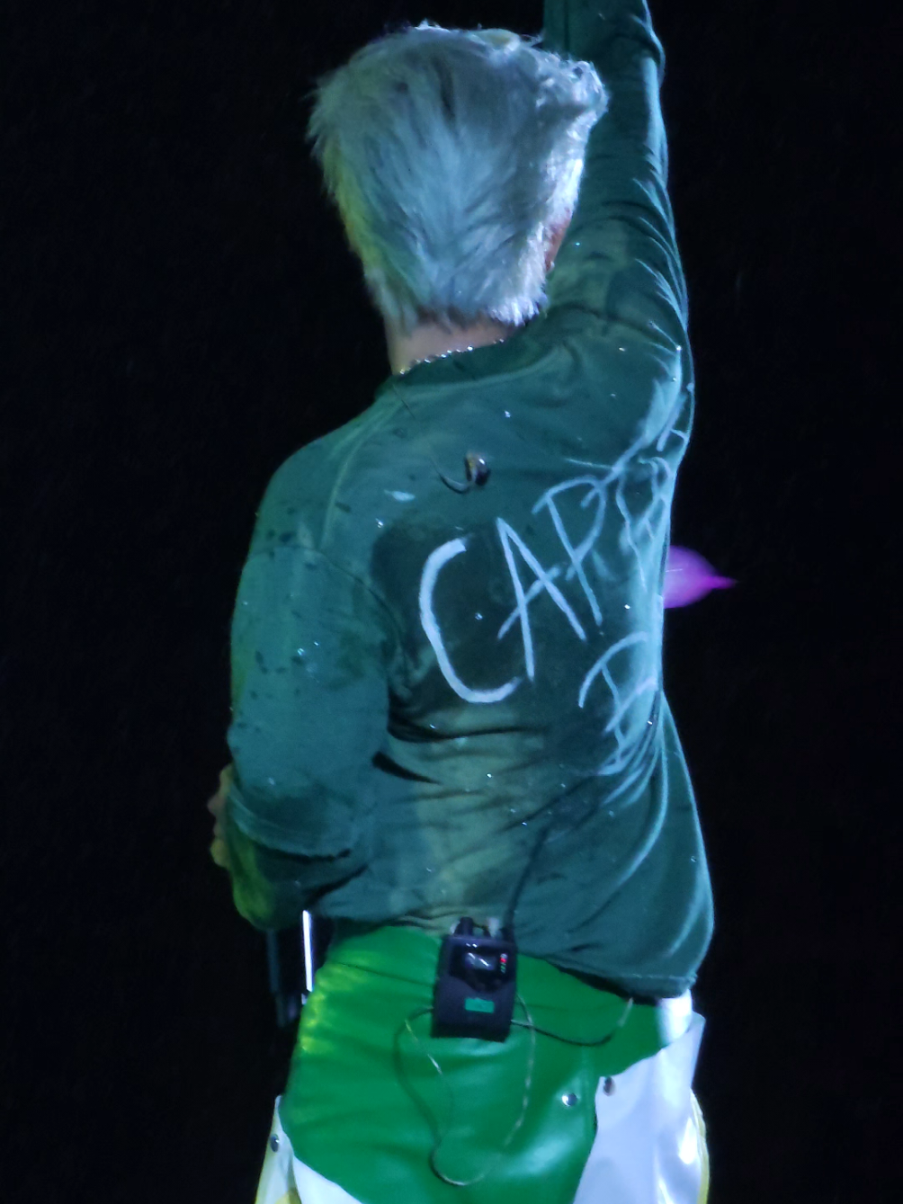 Chiếc líp đầy sự hỏn lọn của cô ấy =)))))) chỉ sợ bị ném bóng nước dô người #CAPTAINBOY #captainboybaytoiday #hoangducduy #captainboy #7upwatersplashfest #7upwatersplashconcert #underdogs 